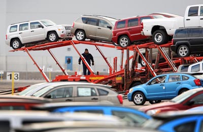 Auto transport terminal